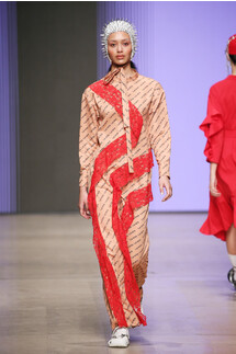 Vanya Vanin Spring 2019 Ready-to-Wear / Ваня Ванин весна-лето 2019 / Неделя моды: Москва
